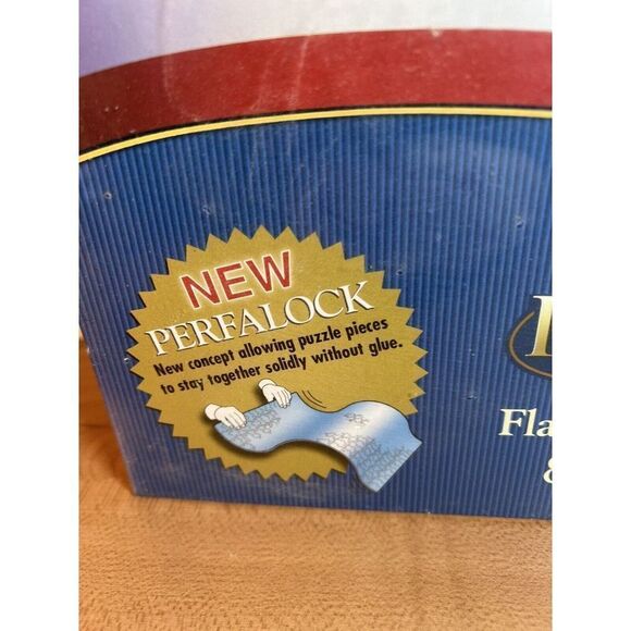 Wrebbit Statue of Liberty American Flag Shaped Puzzle  Perfalock - Picture 2 of 6